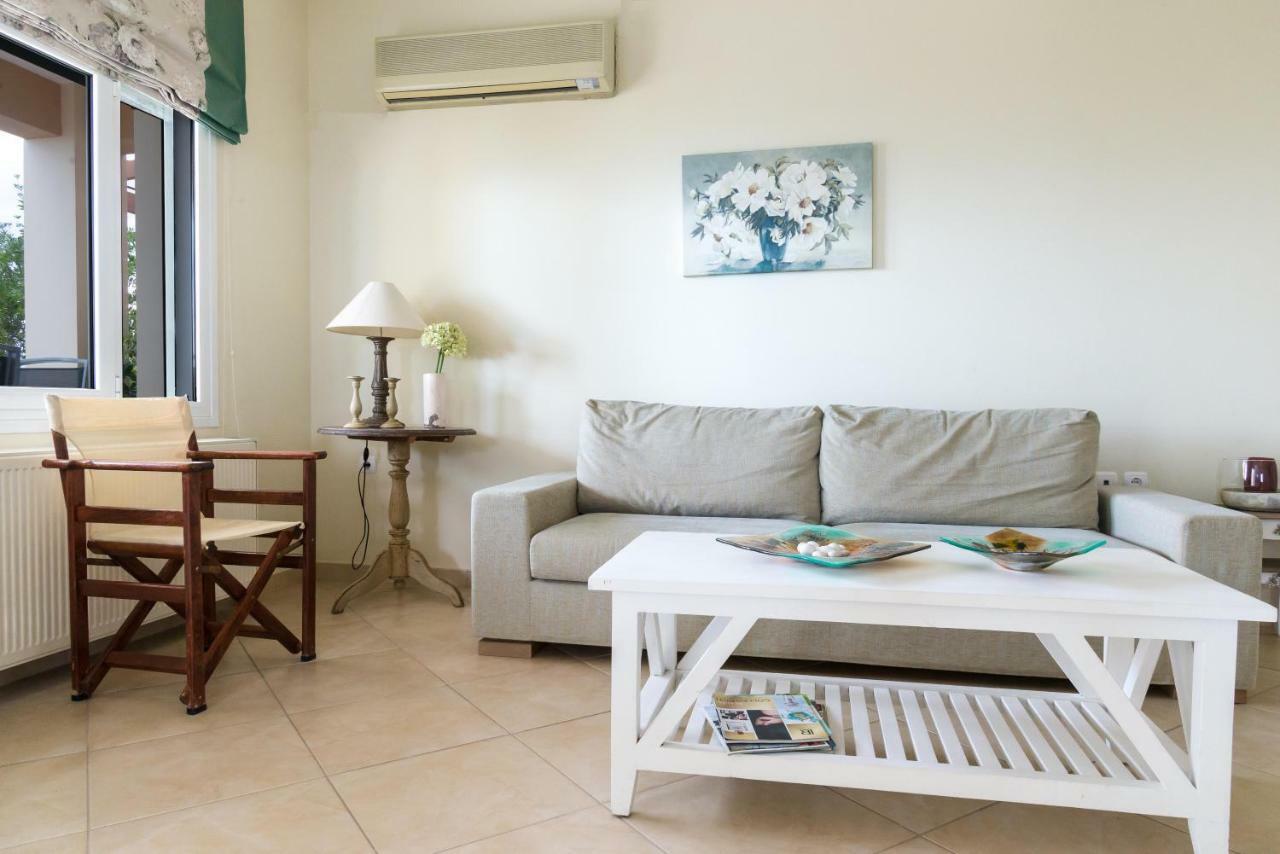 Rania Apartments Helmata ภายนอก รูปภาพ
